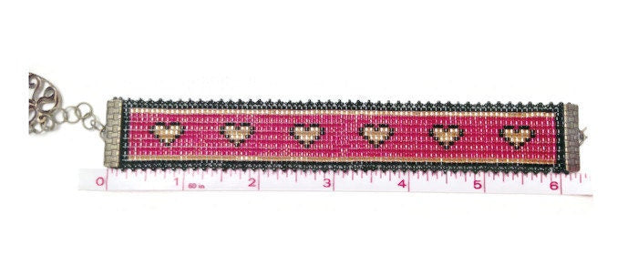 Heart Bracelet, Love Bracelet, Valentine Bracelet, Handbeaded Hearts Bracelet, Red Beaded Bracelet, Gold Heart Bracelet, Beaded Jewelry