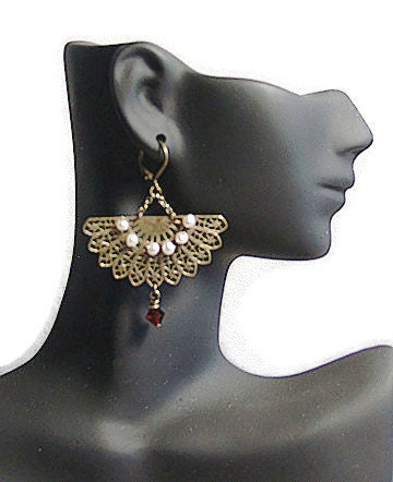 Fan Earrings, Brass Fan Earrings. Filigree Fan Earrings, Statement Earrings, Filigree Jewelry, Vintage Style Earrings, Victorian Earrings