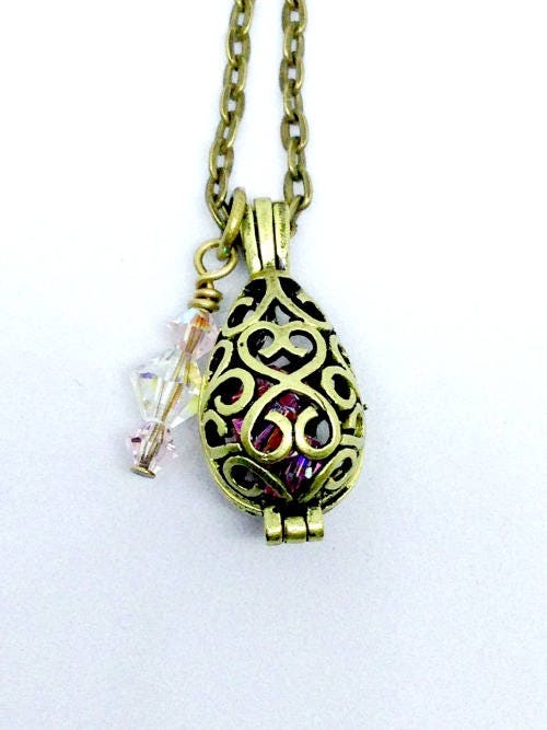 Brass Teardrop Necklace with Crystals, Brass Teardrop Pendant, Brass Filigree Pendant, Brass Filigree Teardrop, Teardrop Locket
