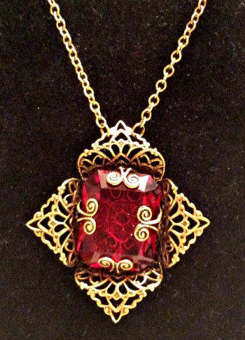 Vintage Red Crystal Filigree Necklace, Red Necklace, Red Crystal Brass Filigree Necklace, Red Pendant Necklace, Ruby Crystal Pendant