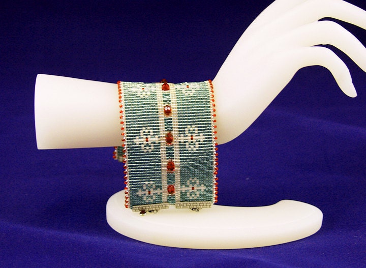 Handbeaded Cuff Bracelet with Fleur de Lis Design