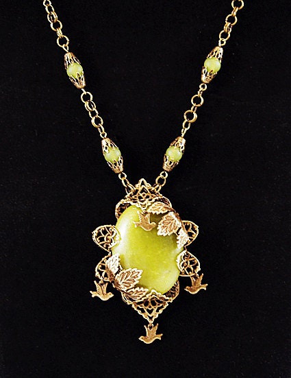 Olivine Jade Necklace, Green Necklace, Olive Jade Statement Necklace, Serpentine Necklace, Olivine Necklace, Olive Jade Jewelry