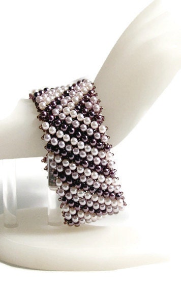 Hand-Beaded Purple Pearl Cuff – Glass Pearl Bracelet with Chevron Design