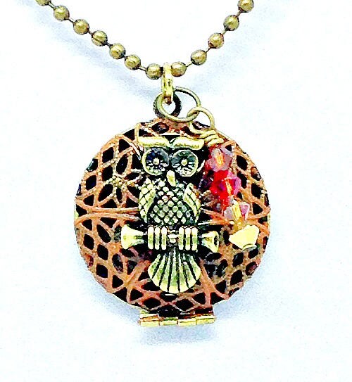 Brass Owl Perfume Diffuser, Brass Owl Locket, Owl Jewelry, Owl Diffuser, Bird Necklace, Owl Pendant, Filigree Jewelry, Animal Necklace
