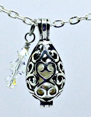 Silver Teardrop Necklace with Crystals, Silver Teardrop Pendant, Silver Filigree Pendant, Silver Filigree Teardrop, Teardrop Locket
