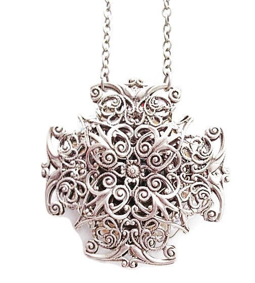 Black Rose Necklace with Garnet Gemstones, Silver Filigree Necklace, Fantasy Jewelry, Romantic Jewelry